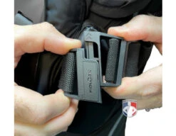 Wilson MLB West Vest Pro Gold 2 Air Management Umpire Chest Protector 22 Wilson MLB West Vest Pro Gold 2 Air Management Umpire Chest Protector -Baseball Gear B720 Wilson MLB West Vest Pro Gold 2 Chest Protector fidlock buckle two hands