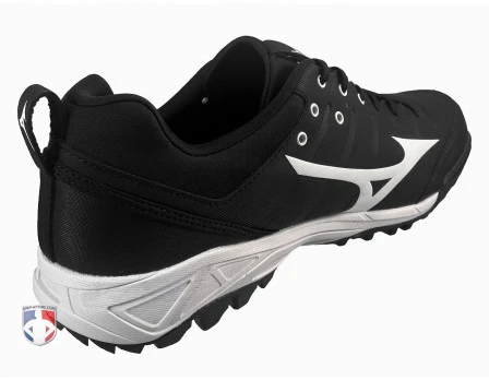 Mizuno Ambition 2 All-Surface Black & White Low-Cut Shoes 5 Mizuno Ambition 2 All-Surface Black & White Low-Cut Shoes - Image 3