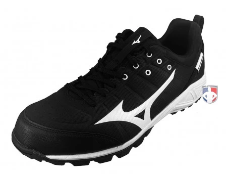Mizuno Ambition 2 All-Surface Black & White Low-Cut Shoes 4 Mizuno Ambition 2 All-Surface Black & White Low-Cut Shoes - Image 2